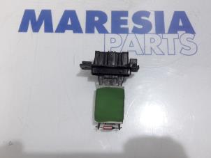 Used Heater resistor Citroen Jumper (U9) 2.2 HDi 120 Euro 4 Price € 18,15 Inclusive VAT offered by Maresia Parts