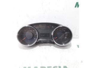 Używane Tablica rozdzielcza Peugeot 5008 I (0A/0E) 1.6 BlueHDi 120 Cena € 131,25 Procedura marży oferowane przez Maresia Parts