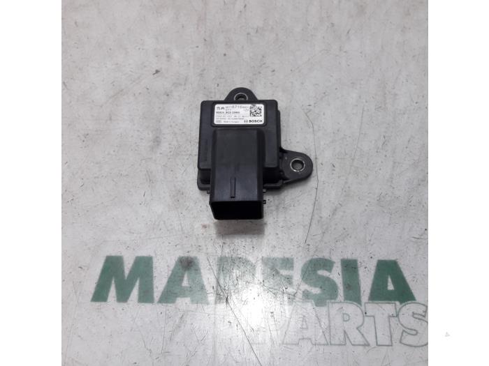 Używane Przekaznik Peugeot 5008 I (0A/0E) 1.6 BlueHDi 120 Cena € 25,00 Procedura marży oferowane przez Maresia Parts