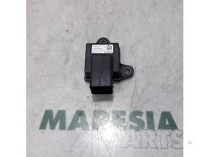 Used Relay Peugeot 5008 I (0A/0E) 1.6 BlueHDi 120 Price € 25,00 Margin scheme offered by Maresia Parts