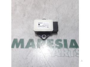 Używane Sterownik ESP Peugeot 5008 I (0A/0E) 1.6 BlueHDi 120 Cena € 30,00 Procedura marży oferowane przez Maresia Parts