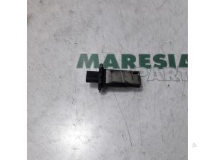 Used Airflow meter Citroen Jumper (U9) 2.2 HDi 120 Euro 4 Price € 60,50 Inclusive VAT offered by Maresia Parts