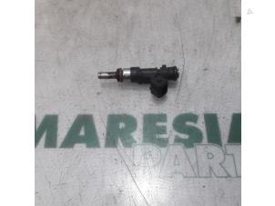 Używane Wtryskiwacz (wtrysk benzyny) Alfa Romeo MiTo (955) 1.4 TB 16V Cena € 40,00 Procedura marży oferowane przez Maresia Parts