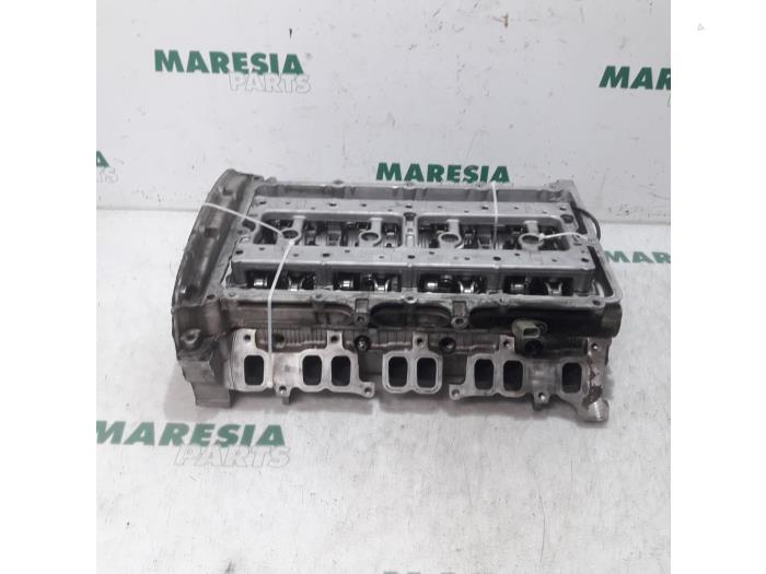 Begagnade Topplock Fiat Ducato (250) 2.2 D 100 Multijet Euro 4 Pris € 381,15 Inklusive moms erbjuds av Maresia Parts