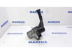 Used Power steering pump Citroen DS5 (KD/KF) 2.0 165 HYbrid4 16V Price € 262,50 Margin scheme offered by Maresia Parts