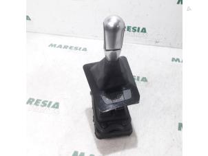 Used Gear stick Peugeot 508 SW (8E/8U) 1.6 HDiF 16V Price € 65,00 Margin scheme offered by Maresia Parts