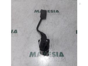 Used Throttle pedal position sensor Peugeot 508 SW (8E/8U) 1.6 HDiF 16V Price € 35,00 Margin scheme offered by Maresia Parts