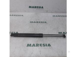 Used Set of tailgate gas struts Peugeot 508 SW (8E/8U) 1.6 HDiF 16V Price € 35,00 Margin scheme offered by Maresia Parts
