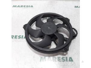 Used Fan motor Citroen Jumpy (G9) 2.0 HDI 120 16V Price € 60,50 Inclusive VAT offered by Maresia Parts