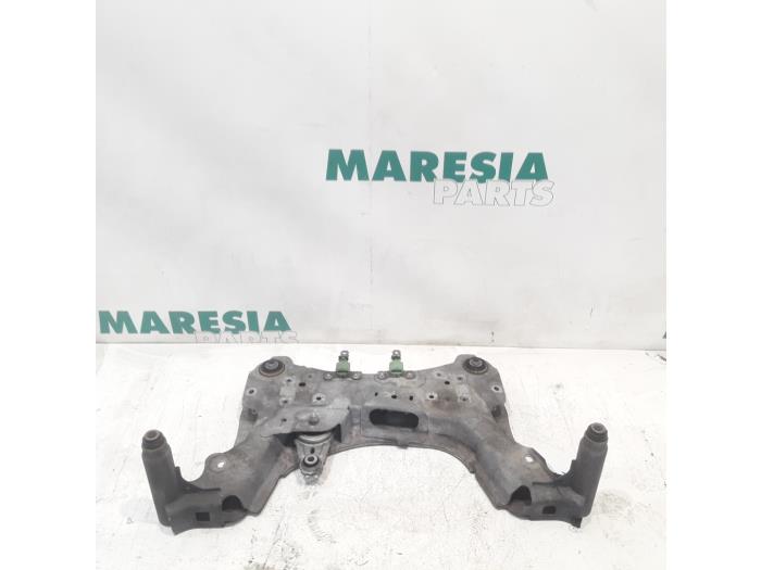 Usagé Faux châssis Renault Megane III Grandtour (KZ) 1.5 dCi 110 Prix € 79,00 Règlement à la marge proposé par Maresia Parts