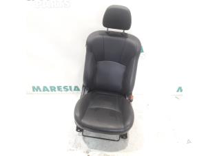 Gebrauchte Sitz rechts Citroen C-Crosser 2.2 HDiF 16V Preis € 317,63 Mit Mehrwertsteuer angeboten von Maresia Parts