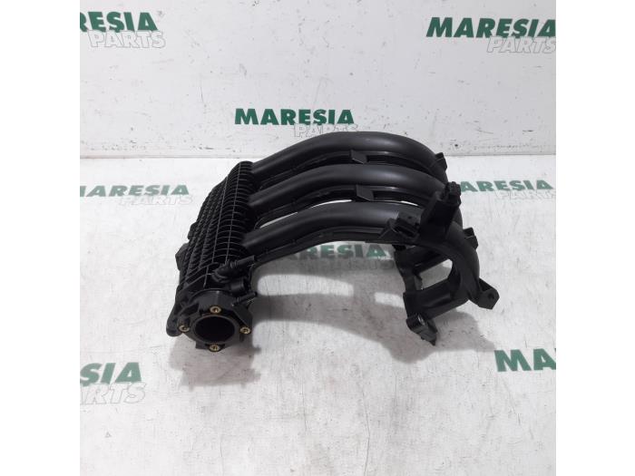 Begagnade Insugsrör Peugeot 208 I (CA/CC/CK/CL) 1.0 Vti 12V PureTech Pris € 90,00 Marginaltabell erbjuds av Maresia Parts