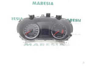 Used Instrument panel Citroen C-Crosser 2.2 HDiF 16V Price € 254,10 Inclusive VAT offered by Maresia Parts