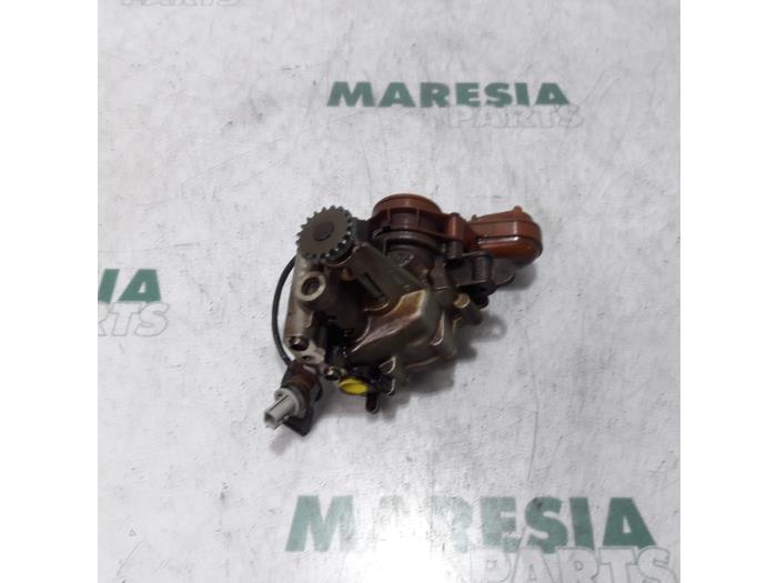 Gebrauchte Ölpumpe Renault Scénic III (JZ) 1.2 16V TCe 115 Energy Preis € 50,00 Margenregelung angeboten von Maresia Parts