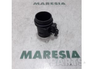 Used Airflow meter Citroen C4 Grand Picasso (3A) 1.6 HDiF 115 Price € 20,00 Margin scheme offered by Maresia Parts