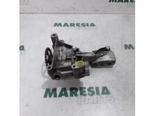 Usagé Pompe à huile Citroen Jumpy (G9) 2.0 HDI 120 16V Prix € 60,50 Prix TTC proposé par Maresia Parts