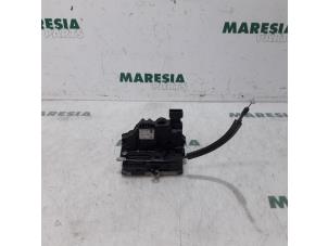 Used Door lock mechanism 2-door, left Fiat Ducato (250) 2.0 D 115 Multijet Price € 42,35 Inclusive VAT offered by Maresia Parts