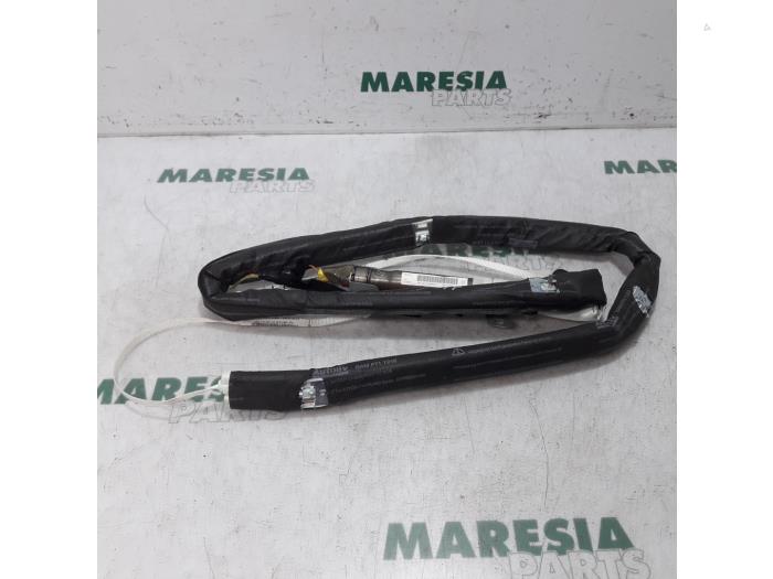 Używane Kurtyna prawa Citroen C6 (TD) 2.7 HDiF V6 24V Cena € 65,00 Procedura marży oferowane przez Maresia Parts