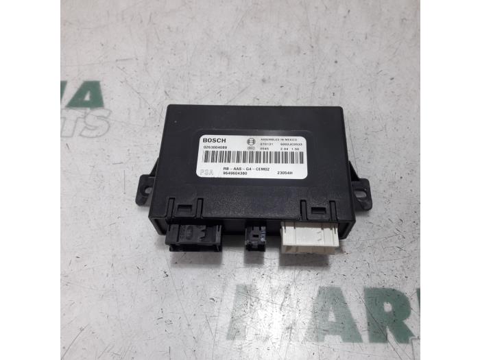 Begagnade PDC-modul Citroen C6 (TD) 2.7 HDiF V6 24V Pris € 105,00 Marginaltabell erbjuds av Maresia Parts