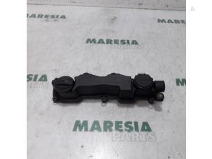 Used Rocker cover Peugeot Expert Price € 35,00 Margin scheme offered by Maresia Parts