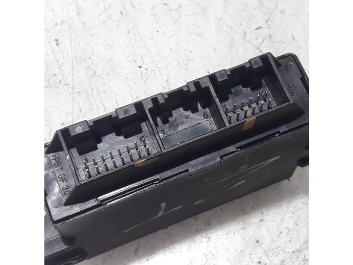 PDC-modul från en Renault Scénic III (JZ) 2.0 16V CVT 2010