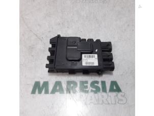 Used Computer, miscellaneous Renault Scénic III (JZ) 2.0 16V CVT Price € 20,00 Margin scheme offered by Maresia Parts