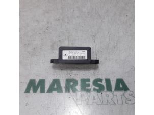 Usados Ordenadores ESP Peugeot 207 CC (WB) 1.6 16V GT THP Precio € 105,00 Norma de margen ofrecido por Maresia Parts