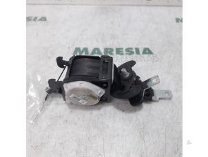 Used Rear seatbelt, centre Citroen C4 Grand Picasso (3A) 1.6 HDiF 115 Price € 35,00 Margin scheme offered by Maresia Parts