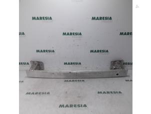 Używane Rama zderzaka tyl Citroen C4 Grand Picasso (3A) 1.6 HDiF 115 Cena € 49,99 Procedura marży oferowane przez Maresia Parts