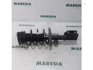 Used Front shock absorber rod, right Citroen C4 Grand Picasso (3A) 1.6 HDiF 115 Price € 65,00 Margin scheme offered by Maresia Parts