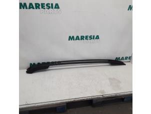 Used Roof rail kit Citroen C4 Grand Picasso (UA) 2.0 HDiF 16V 135 Price € 90,00 Margin scheme offered by Maresia Parts