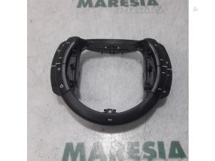 Used Steering wheel mounted radio control Citroen C4 Grand Picasso (UA) 2.0 HDiF 16V 135 Price € 75,00 Margin scheme offered by Maresia Parts
