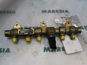 Used Fuel injector nozzle Lancia Lybra SW 1.9 JTD Price € 105,00 Margin scheme offered by Maresia Parts