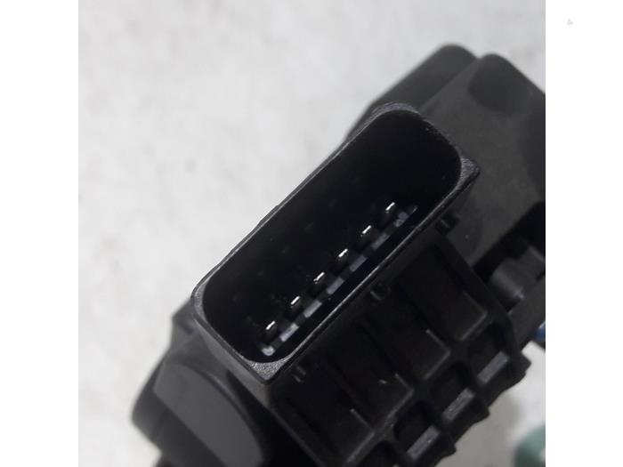 Gaspedalposition Sensor van een Fiat Doblo (263) 1.4 16V 2010