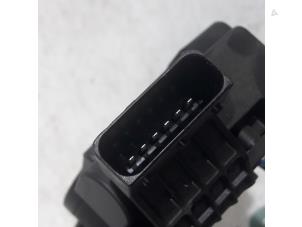 Gaspedalposition Sensor van een Fiat Doblo (263) 1.4 16V 2010