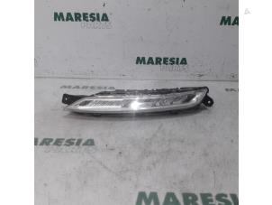 Used Daytime running light, left Citroen C4 Grand Picasso (3A) 1.6 HDiF 115 Price € 157,50 Margin scheme offered by Maresia Parts