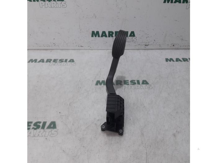 Begagnade Gaspedalsensor Fiat 500 (312) 0.9 TwinAir 85 Pris € 19,99 Marginaltabell erbjuds av Maresia Parts