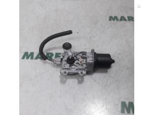 Used Front wiper motor Renault Kadjar (RFEH) 1.2 Energy TCE 130 Price € 157,50 Margin scheme offered by Maresia Parts