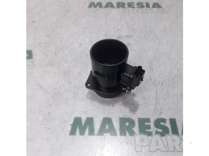 Usagé Débitmètre Citroen Jumpy (G9) 1.6 HDI Prix € 24,20 Prix TTC proposé par Maresia Parts