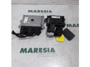 Usagé Ordinateur gestion moteur Renault Clio IV (5R) 0.9 Energy TCE 90 12V Prix € 315,00 Règlement à la marge proposé par Maresia Parts
