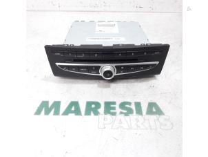 Gebrauchte Radio CD Spieler Renault Koleos I 2.5 16V Preis € 262,50 Margenregelung angeboten von Maresia Parts