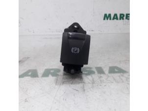Used Parking brake switch Renault Megane III Grandtour (KZ) 1.5 dCi 110 Price € 15,00 Margin scheme offered by Maresia Parts