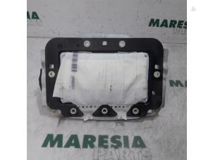 Used Right airbag (dashboard) Renault Megane III Grandtour (KZ) 1.5 dCi 110 Price € 65,00 Margin scheme offered by Maresia Parts