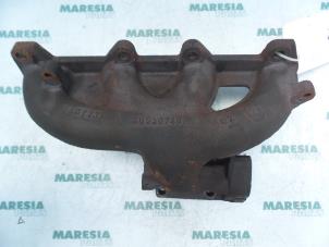 Used Exhaust manifold Fiat Doblo (223A/119) 1.9 JTD Price € 72,60 Inclusive VAT offered by Maresia Parts