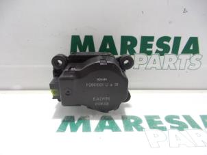 Used Heater valve motor Peugeot 407 SW (6E) 2.0 HDiF 16V Price € 25,00 Margin scheme offered by Maresia Parts