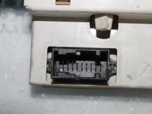 Innerdisplay från en Peugeot 406 Break (8E/F) 2.0 HDi 90 2000