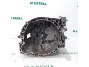Used Gearbox casing Citroen Jumpy (G9) 2.0 HDI 120 16V Price € 90,75 Inclusive VAT offered by Maresia Parts