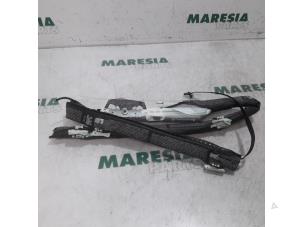 Used Roof curtain airbag, left Peugeot 308 SW (4E/H) 1.6 VTI 16V Price € 25,00 Margin scheme offered by Maresia Parts