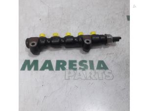 Used Fuel injector nozzle Peugeot Partner 1.6 HDI 75 Price € 36,30 Inclusive VAT offered by Maresia Parts