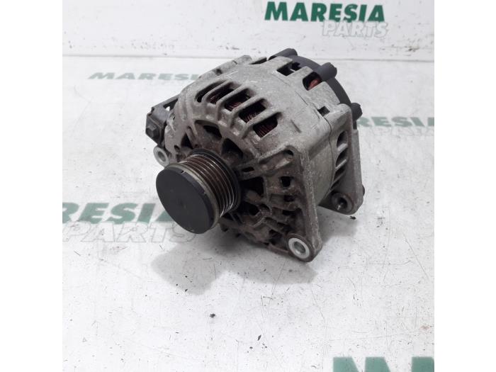 Used Dynamo Renault Koleos I 2.5 16V Price € 105,00 Margin scheme offered by Maresia Parts
